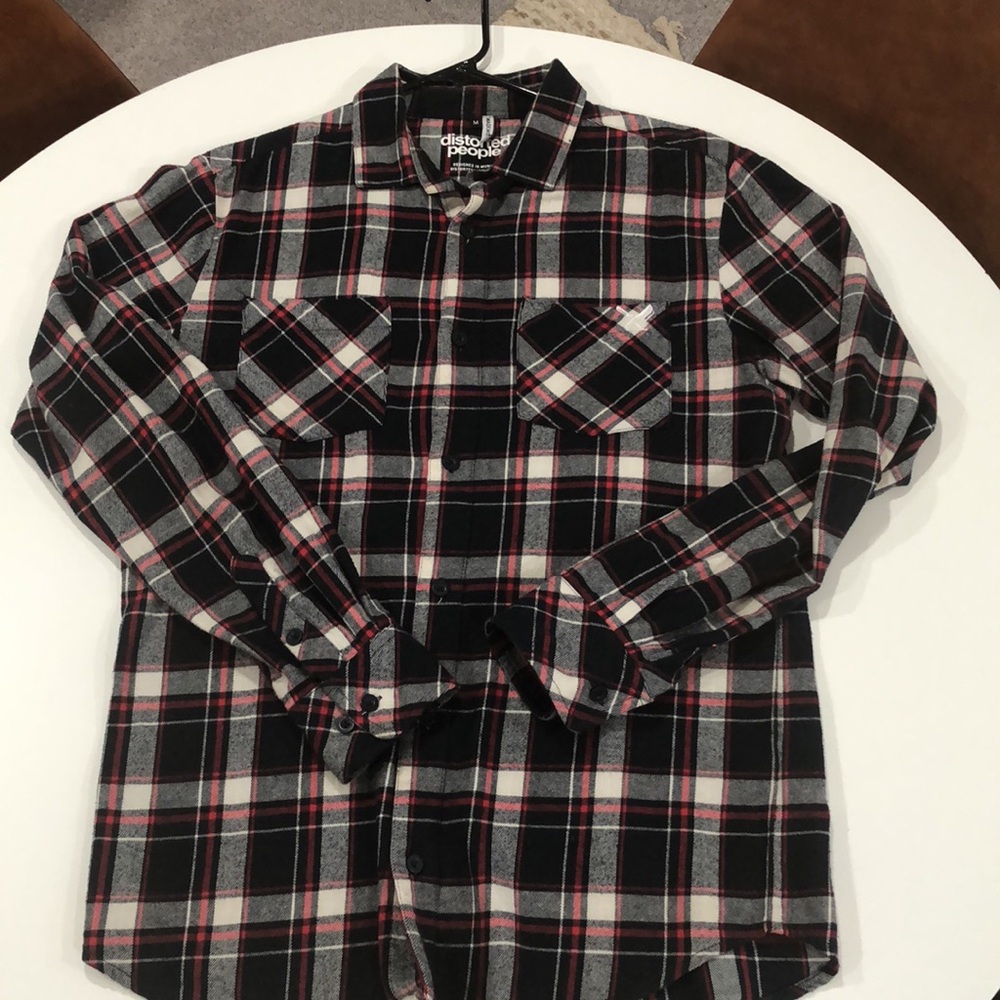 Distorted People Ls Flannel - Men’s M